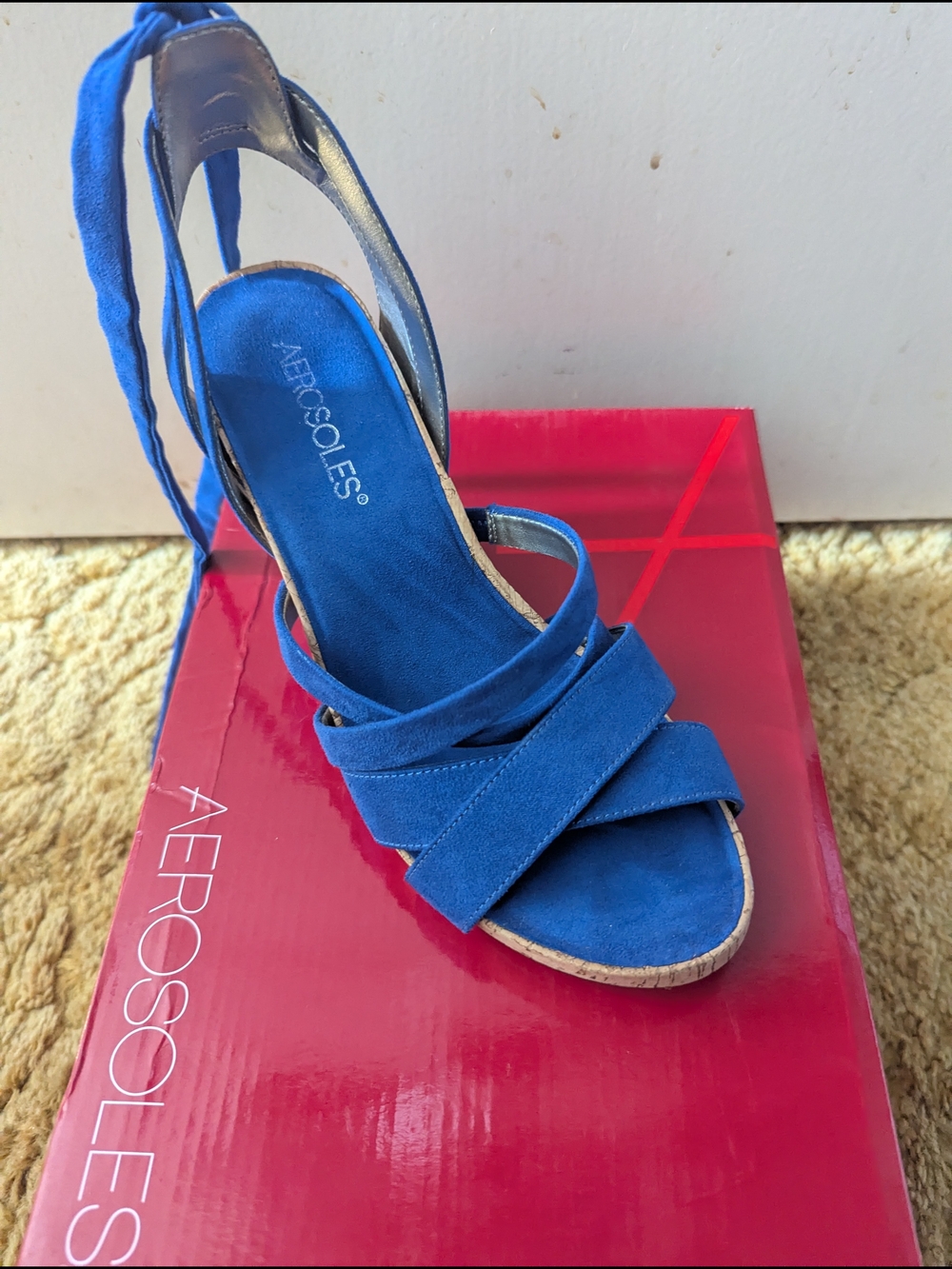 AEROSOLES Brand New Size 7